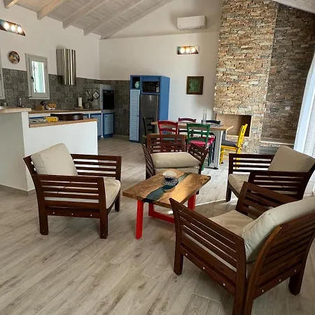 Psaraki Villa Tselendáta